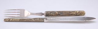 A GEORGE V SILVER-MOUNTED JAPANESE GILT-BRONZE HANDLED FISH KNIFE AND FORK,