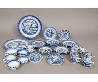 CANTON CHINESE PORCELAIN TABLEWARE
