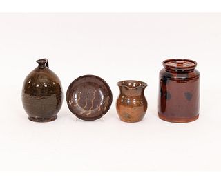 FOUR PIECES OF REDWARE