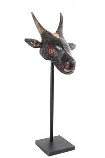 VINTAGE INDONESIAN COW HEAD SCULPTURE ON BASE