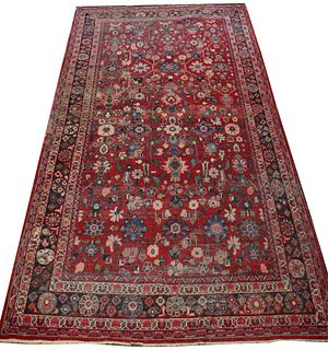 ANTIQUE HAND KNOTTED PERSIAN RUG
