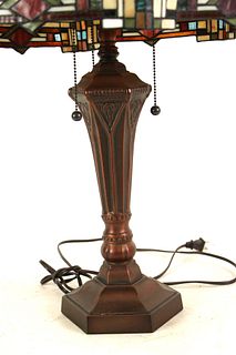 TIFFANY STYLE LEADED GLASS SHADE LAMP