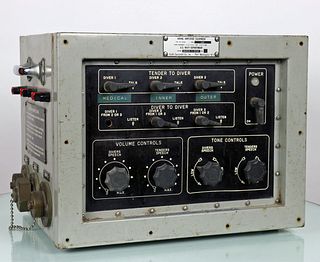 US Navy Diving Amplifier 3 Diver Type 957 System