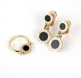 A pair of gold and onyx earclips & ring, Bulgari