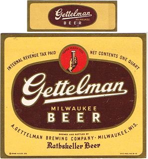 1946 Gettelman Milwaukee Beer 32oz  One Quart  WI341-25V Milwaukee, Wisconsin