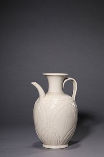 An Incised Ding Ware Ewer
