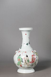 A Wucai Glaze Eight Immortals Dish-Top Vase