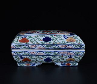 Chiense Wucai Rectangular Shaped Container