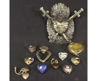 MIXED LOT OF 11 HEART SHAPED DECORATIVE PIECES
