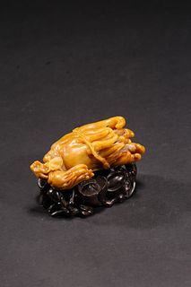 Qing Dynasty: A Carved Buddha Hand in Yellow Soapstone