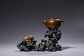 Qing Dynasty: A Porcelain Incense Burner
