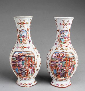 A Pair of Fine Antique Chinese Famille Rose Porcel