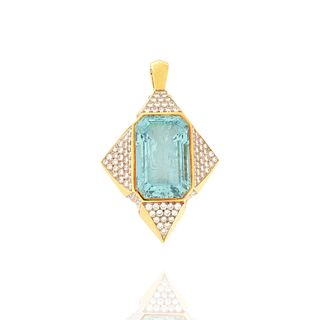 Aquamarine, Diamond and 18K Pendant / Brooch