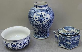 Vintage Chinese Blue and White Porcelain Lot To