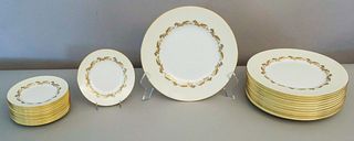 Set Minton "Gold Laurentian" Porcelain Dinnerware