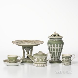 Five Wedgwood Green Jasper Dip Items, England, 19th century, each with applied white relief, a torches potpourri vase and cover, ht. 8 1/2; covered te