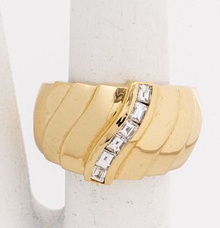 14K Yellow Gold Diamond Ribbed Wide Ring