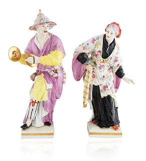PAIR OF KPM-STYLE PORCELAIN CHINESE FIGURINES