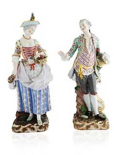 PAIR OF LARGE MEISSEN A LADY AND GENTLEMAN FIGURES