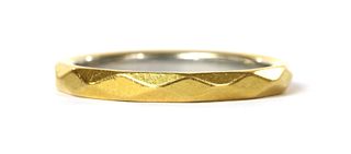 A 22ct gold faceted wedding ring,