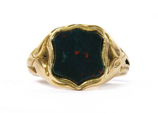 A gold bloodstone signet ring,