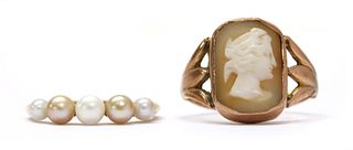 A gold five stone cultured pearl ring,