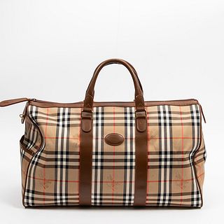 Burberry Boston Travel Bag, in beige haymarket check coated canvas with brown leather accents and golden hardware, opening to a brown canvas lined int