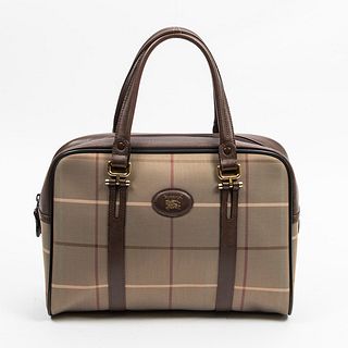 Vintage Burberry Boston Bag, in khaki green canvas and dark brown leather accents with golden hardware, opening to a dark brown leather lined interior