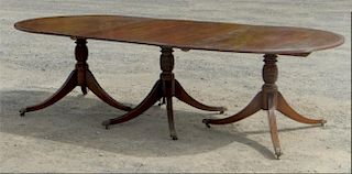 MAHOGANY 3 PEDESTAL DINING TABLE W/ 2 LEAVES