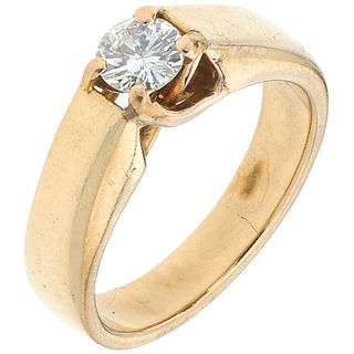 SOLITAIRE RING WITH DIAMOND IN 14K YELLOW GOLD 1 Brilliant cut diamond ~0.40 ct Clarity: I1-I2 | ANILLO SOLITARIO CON DIAMANTE EN ORO AMARILLO DE 14K 