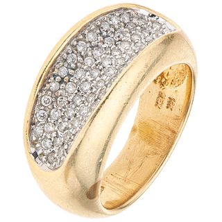 RING WITH DIAMONDS IN 14K YELLOW GOLD Brilliant cut diamonds ~0.31 ct. Weight: 9.9 g. Size: 6 ¾ | ANILLO CON DIAMANTES EN ORO AMARILLO DE 14K con diam