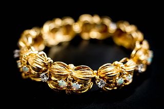 14k yellow Gold Opal and Diamond Bracelet