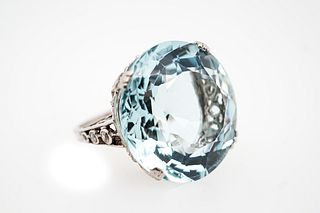 Platinum Aquamarine Ring