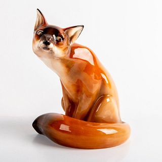 Royal Doulton Figurine, Seated Fox HN130