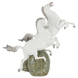 Large Lladro “Running Free” Porcelain Figure