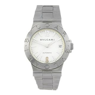 BULGARI - a gentleman's Diagono bracelet watch. Stainless steel case. Reference LCV 35 S, serial L16
