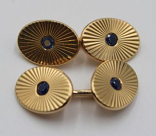JEWELRY. Pair of 14KT Gold Double-Faced Cufflinks.