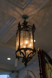 Neoclassical 4 light Lantern