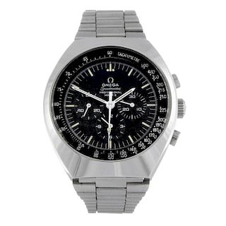 OMEGA - a gentleman's Speedmaster Professional Mk II chronograph bracelet watch. Stainless steel cas