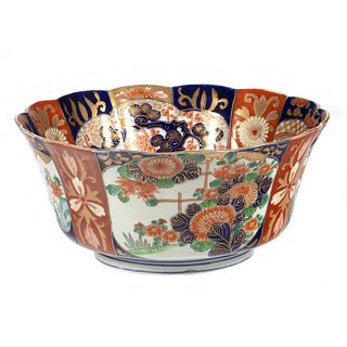 19th Century Japanese Imari Bowl