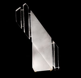 XAVIER MELÉNDEZ. Sin título. Firmada en base. Escultura en cristal 3/5. 37 cm de altura.