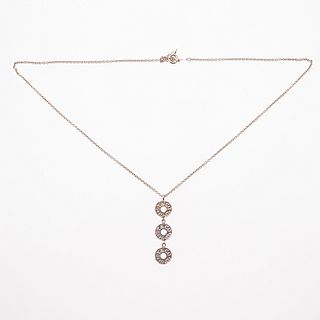Collar con pendiente en plata .925 de la firma Tiffany & Co. Peso: 5.9 g.