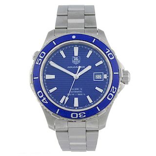 TAG HEUER - a gentleman's Aquaracer Calibre 5 500 M bracelet watch. Stainless steel case with cerami