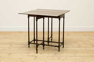 A George III mahogany drop-leaf gateleg side table,