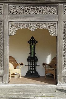 A cast iron hall stand,
