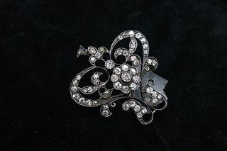 Victorian Silver Topped Gold & Diamond Brooch