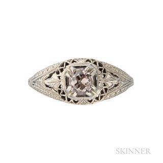 18kt White Gold and Diamond Ring