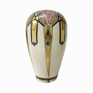 Art Nouveau Continental Hand Painted Porcealin Vas