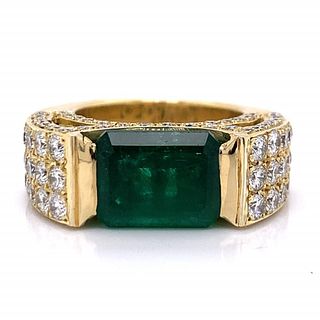 4.00 Ct Emerald And Diamond Ring