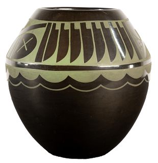 Martha Appleleaf San Ildefonso Blackware Vase